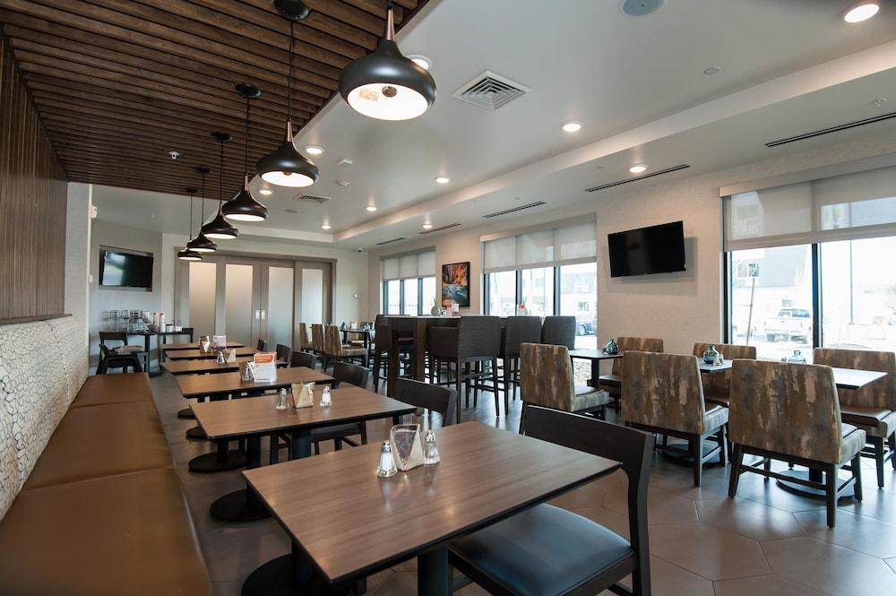 Comfort Suites Airport Salt Lake City Eksteriør billede
