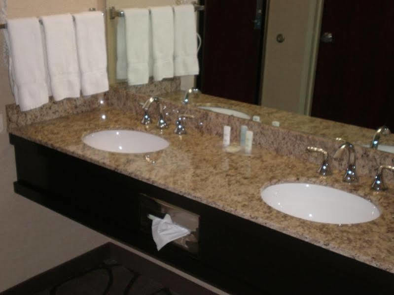 Comfort Suites Airport Salt Lake City Eksteriør billede